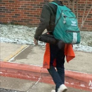 Meet your Posher, Hien